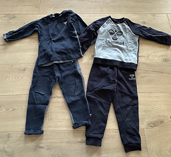 To Hummel joggedresser