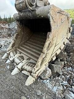 Cat 395 25 of 30