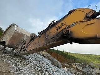 Cat 395 16 of 30
