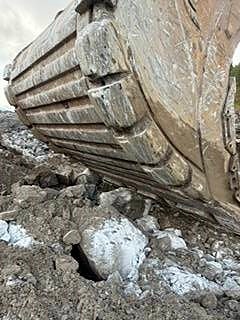 Cat 395 23 of 30