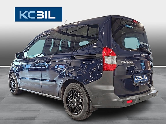Ford Transit Courier 19 of 20