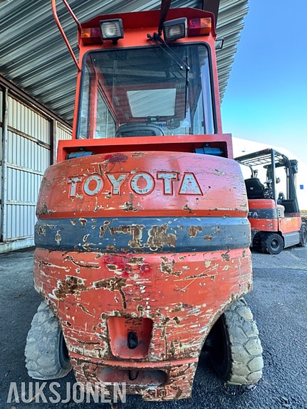 Toyota FBMF 30 elektrisk truck - delemaskin 7 of 30