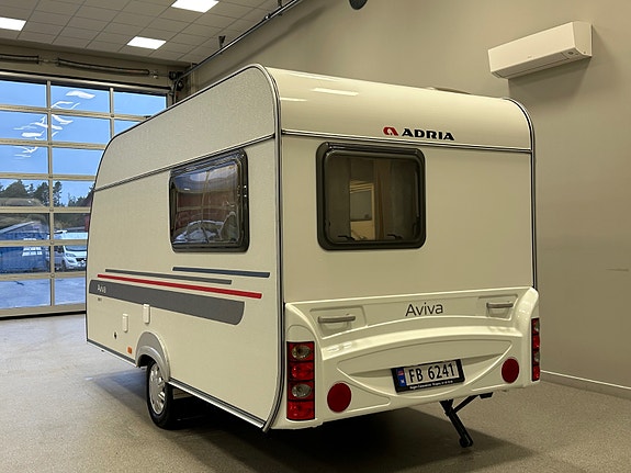 Adria Aviva 390PS / Eberspächer / 801KG / Kjørevogn / Fortelt 7 of 30