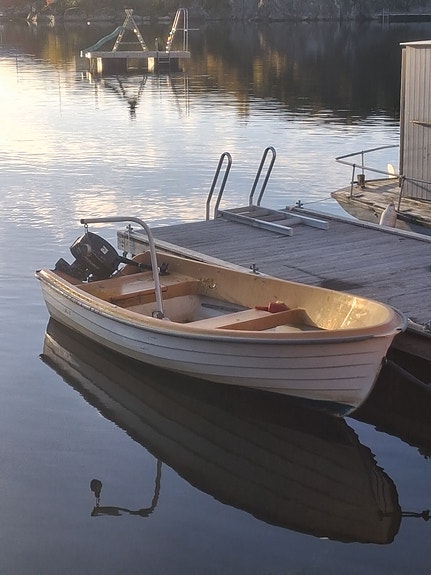 Askeladden med Mercury 10 hk 2 of 3