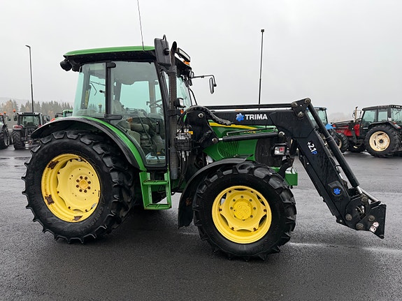 John Deere 5100 R 22 of 30
