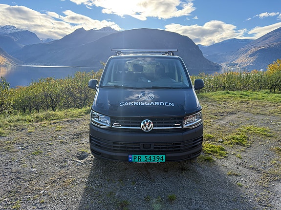 Volkswagen Transporter 2 of 14