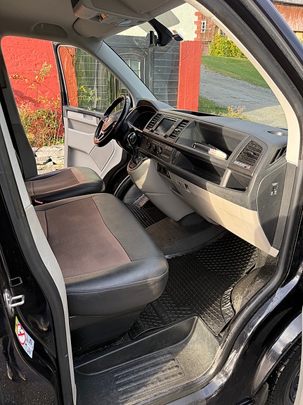 Volkswagen Transporter 10 of 14