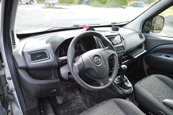 Opel Combo 11 of 16