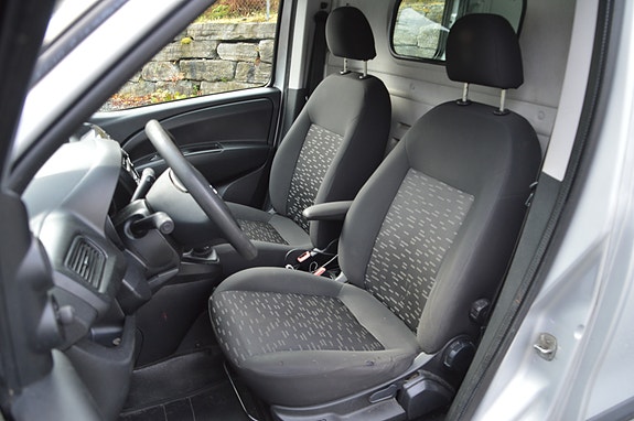 Opel Combo 10 of 16