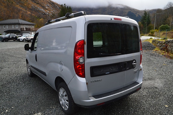 Opel Combo 3 of 16