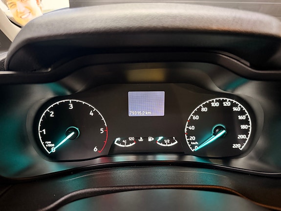 Ford Transit Connect 20 of 26