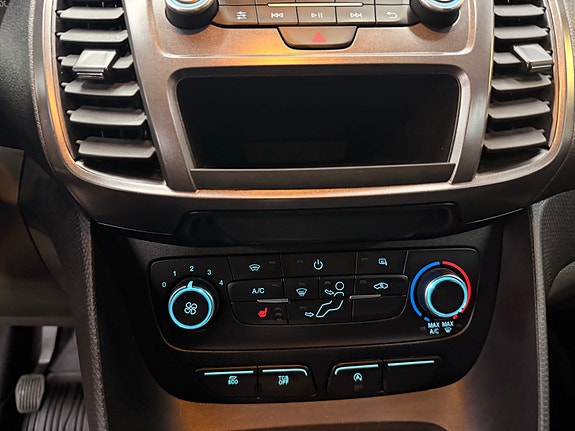 Ford Transit Connect 26 of 26