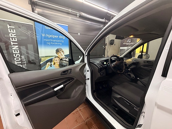 Ford Transit Connect 7 of 26