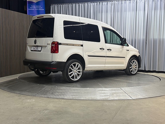 Volkswagen Caddy 13 of 30