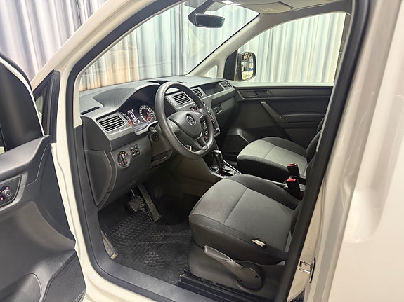 Volkswagen Caddy 23 of 30