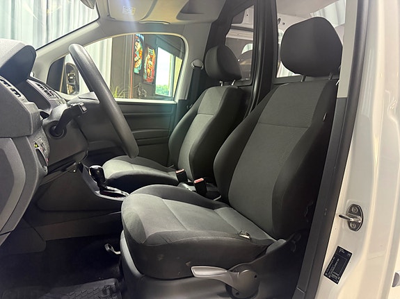 Volkswagen Caddy 24 of 30