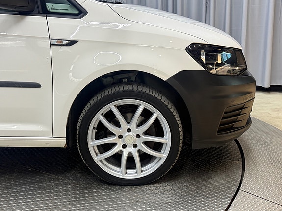 Volkswagen Caddy 12 of 30