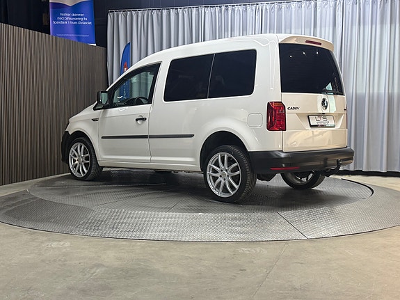 Volkswagen Caddy 17 of 30