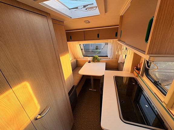 Adria Aviva 360DK 13 of 28