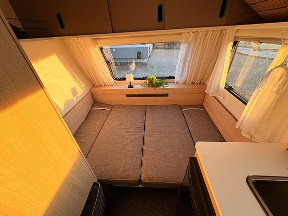 Adria Aviva 360DK 21 of 28