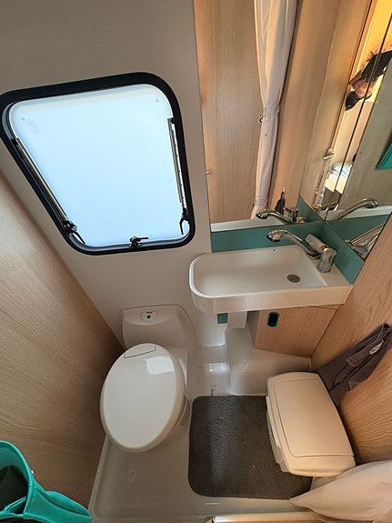 Adria Aviva 360DK 14 of 28