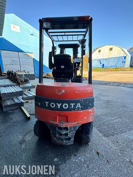 Toyota 7FBMF25 5 of 30