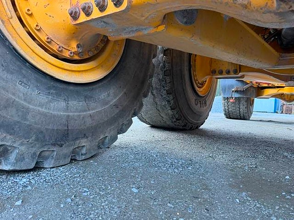 Volvo A 45 G 21 of 27