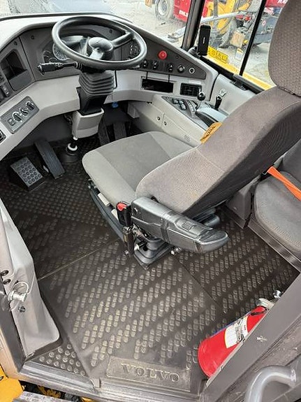 Volvo A 45 G 13 of 27