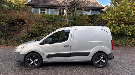 Peugeot Partner 2 of 17