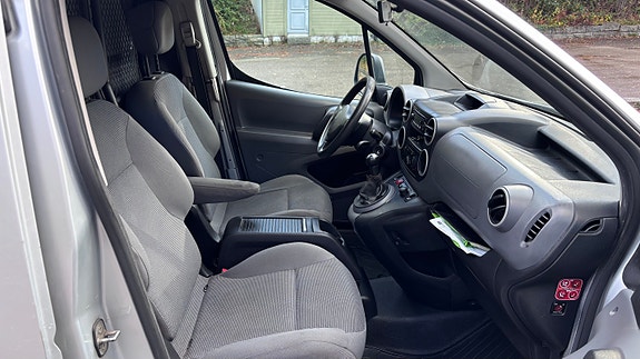 Peugeot Partner 15 of 17