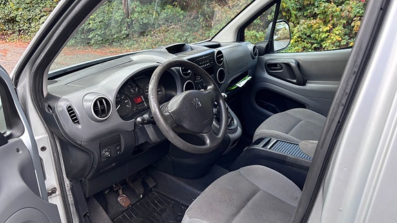 Peugeot Partner 12 of 17