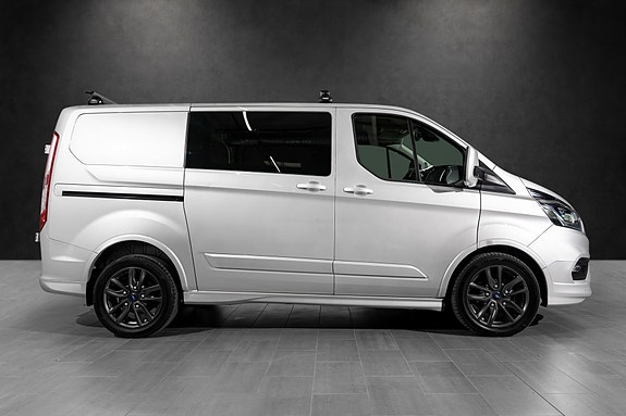 Ford Transit Custom 8 of 29
