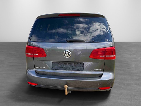 Volkswagen Touran 10 of 30
