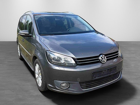 Volkswagen Touran 5 of 30