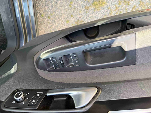 Volkswagen Touran 19 of 30