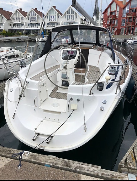 Bavaria 32 Cruiser 2003 til høstpris 30 of 30