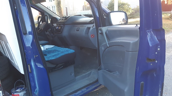Mercedes-Benz Vito 111 21 of 24