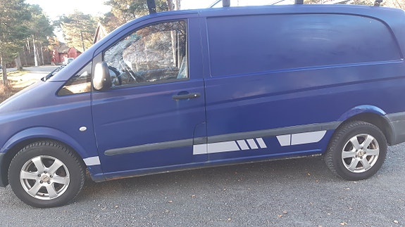 Mercedes-Benz Vito 111 9 of 24