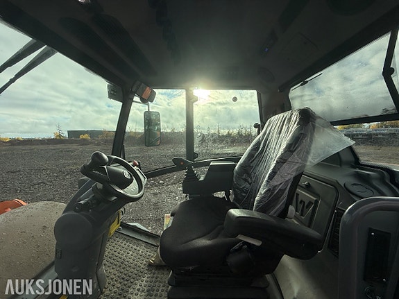 Hamm H20i vibrasjonsvals med Leica dokumentasjonsutstyr – kun 223 timer 20 of 29