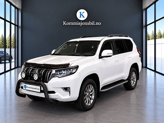 Toyota Land Cruiser 2 of 12