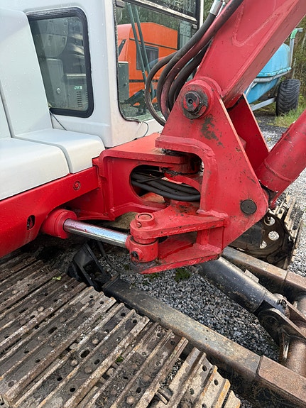 Takeuchi TB145 13 of 18