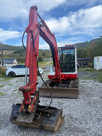 Takeuchi TB145 7 of 18