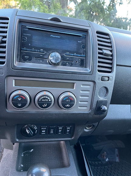 Nissan Navara 14 of 17