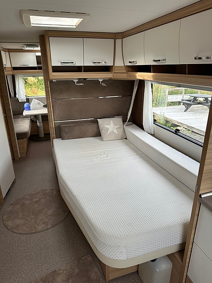 Dethleffs Camper 740 snow edition med spikertelt i Trillevallen 9 of 12