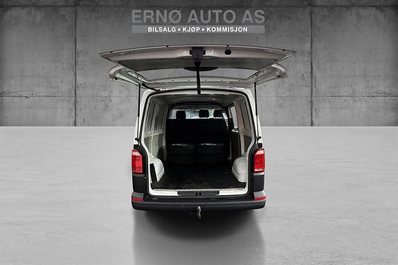 Volkswagen Transporter 11 of 12