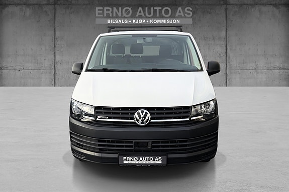Volkswagen Transporter 2 of 12