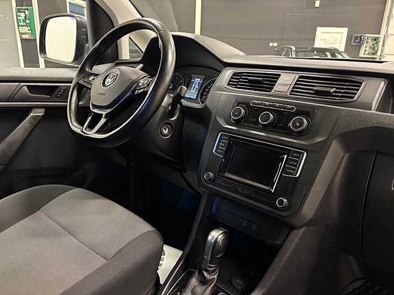 Volkswagen Caddy Maxi 11 of 20