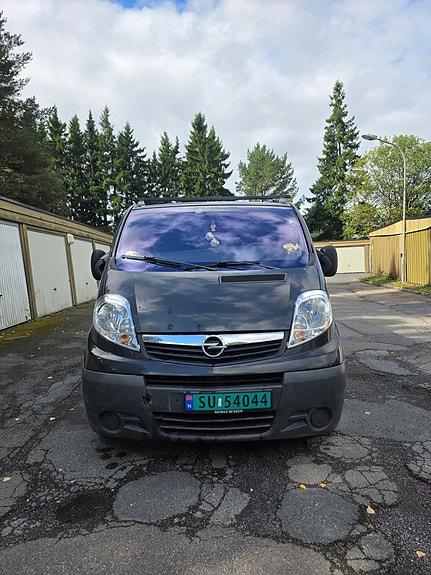 Opel Vivaro 2 of 19