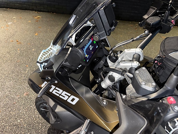 BMW R 1250 GS Adventure 25 of 30