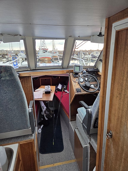 Volvo Penta aqad 30 med Volvo DP 290 drev 10 of 12